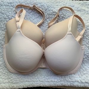 VS 34DD T-shirt bras